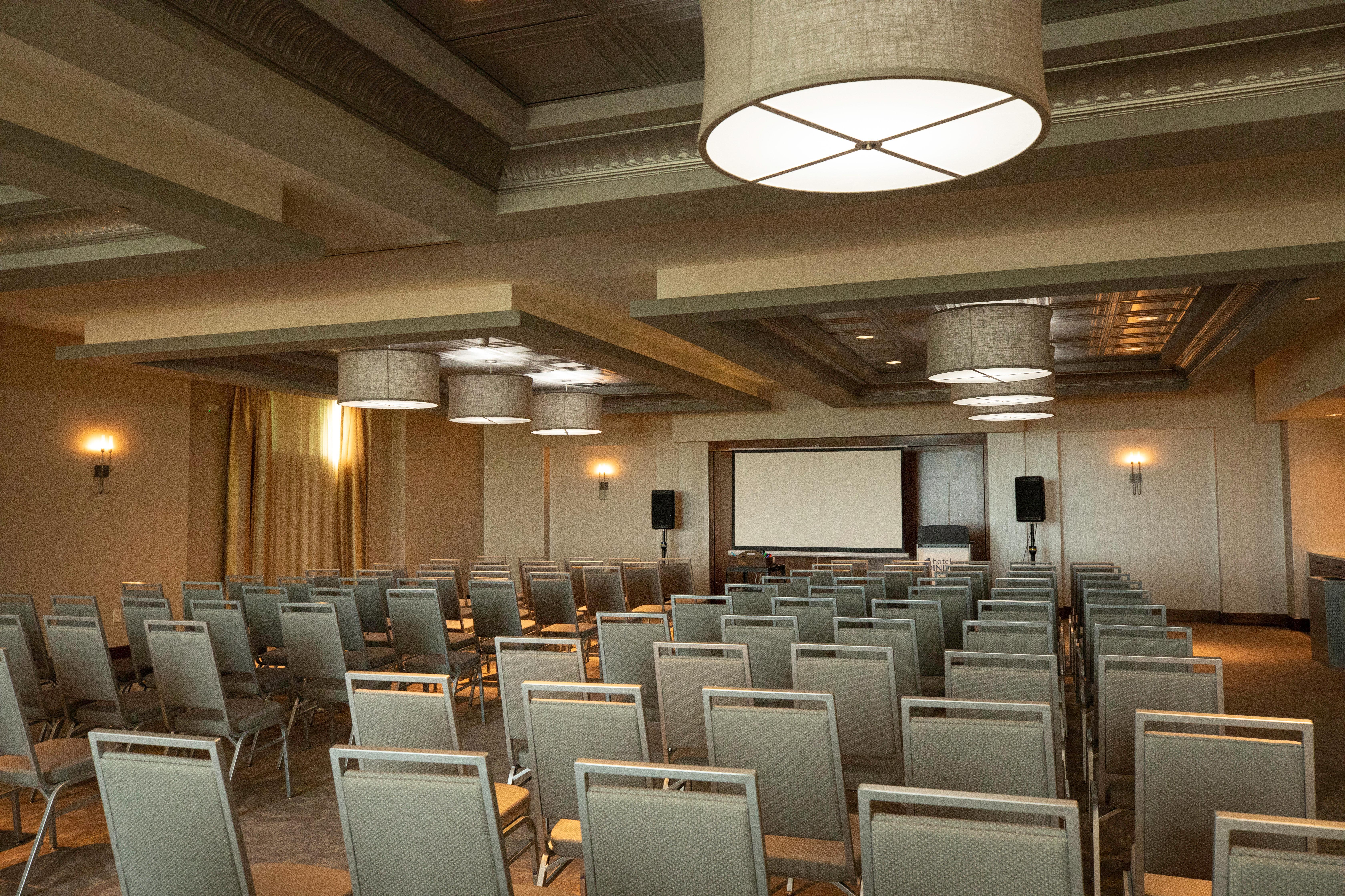 Hotel Indigo Traverse City By Ihg Extérieur photo
