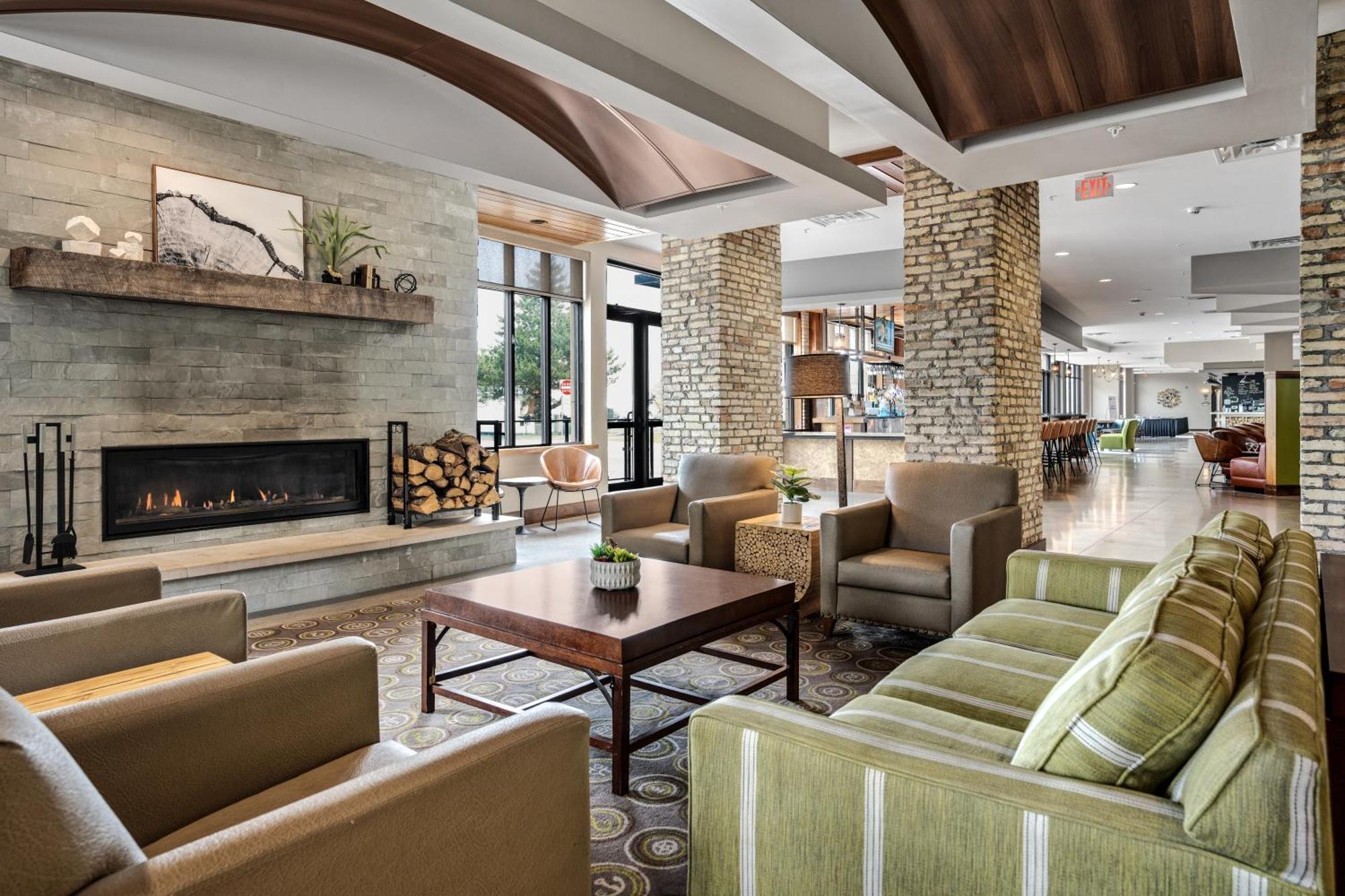 Hotel Indigo Traverse City By Ihg Extérieur photo
