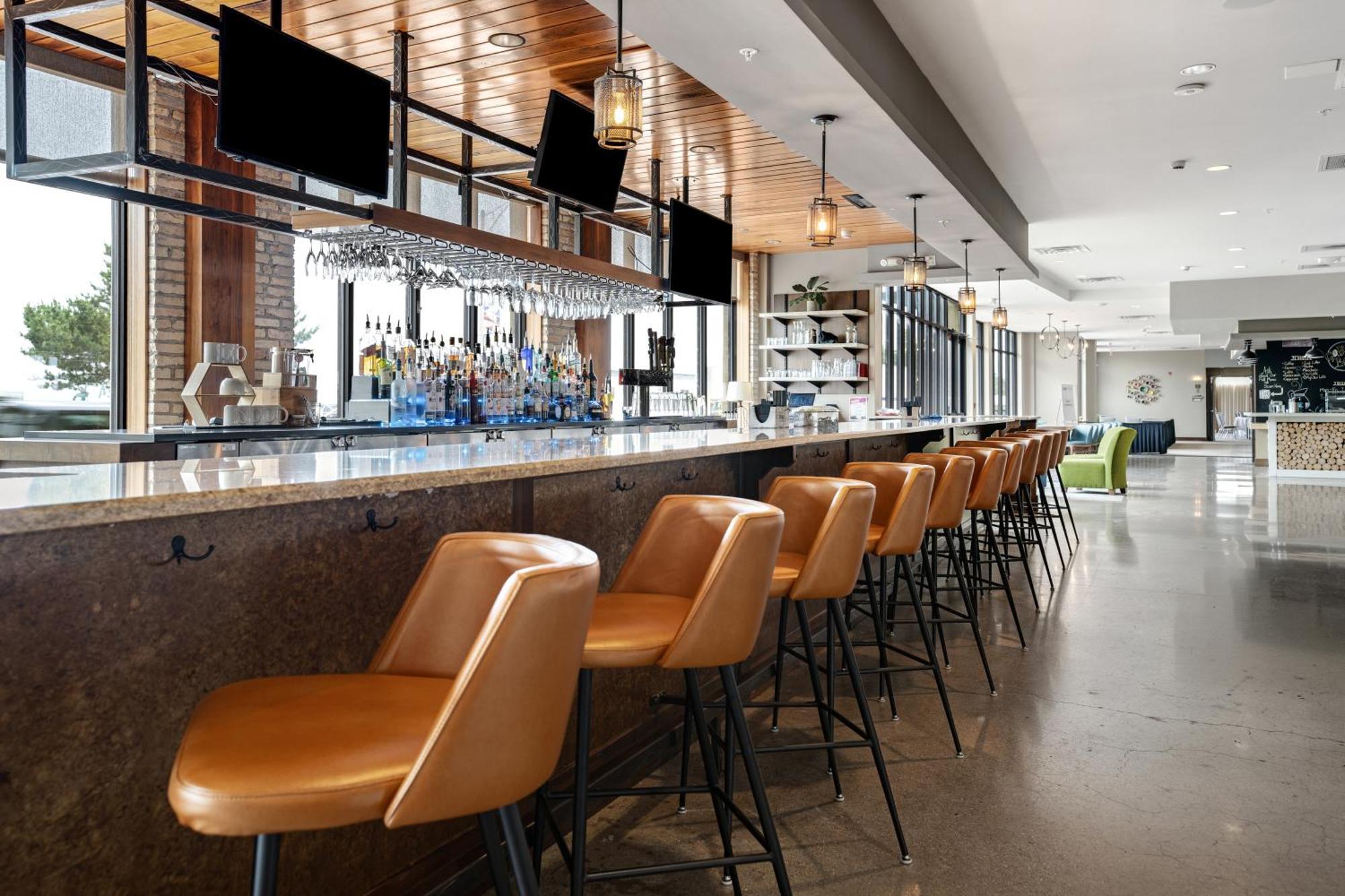 Hotel Indigo Traverse City By Ihg Extérieur photo